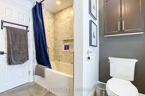 409 Erindale Drive Burlington ON L7L 4T3