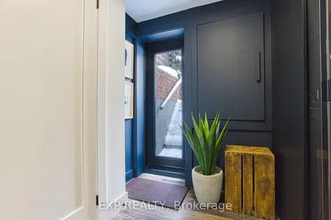 409 Erindale Drive Burlington ON L7L 4T3