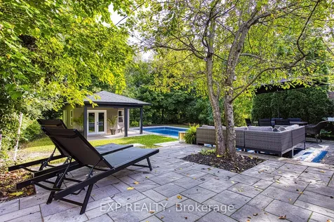 409 Erindale Drive Burlington ON L7L 4T3