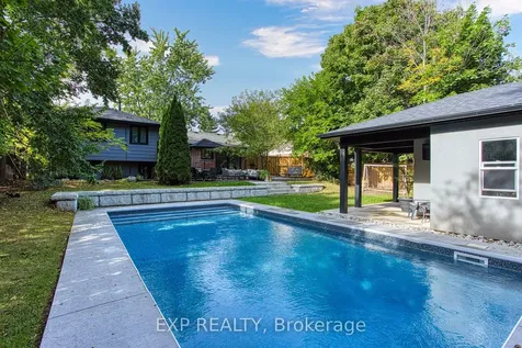 409 Erindale Drive Burlington ON L7L 4T3