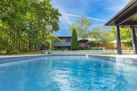 409 Erindale Drive Burlington ON L7L 4T3