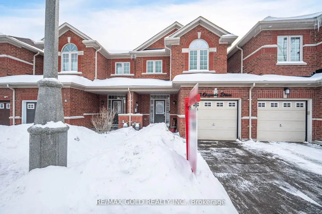 8 Osgoode Drive Brampton ON L6P 2Z4