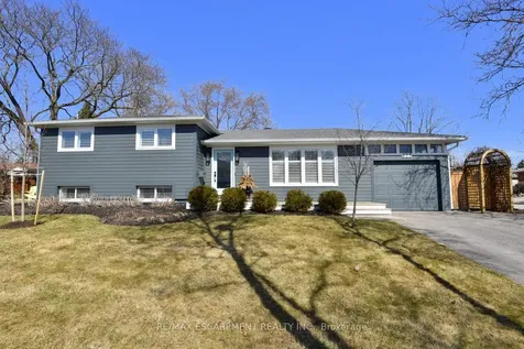 625 Ardleigh Crescent Burlington ON L7L 4K7