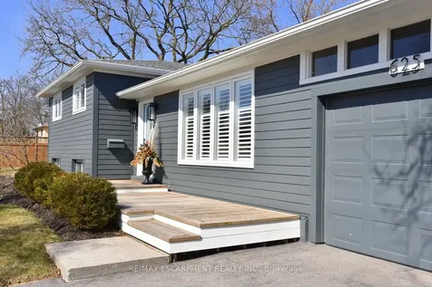 625 Ardleigh Crescent Burlington ON L7L 4K7