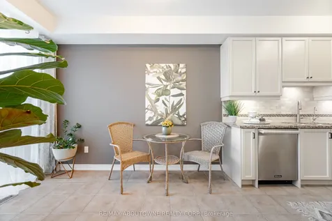 4168 Rawlins Common Burlington ON L7M 0B5