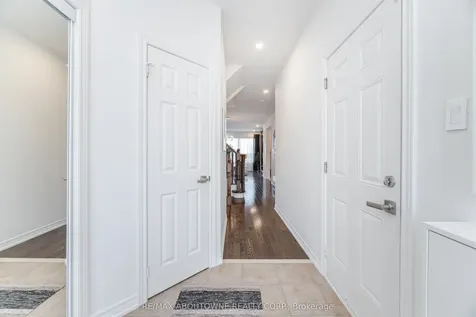 4168 Rawlins Common Burlington ON L7M 0B5