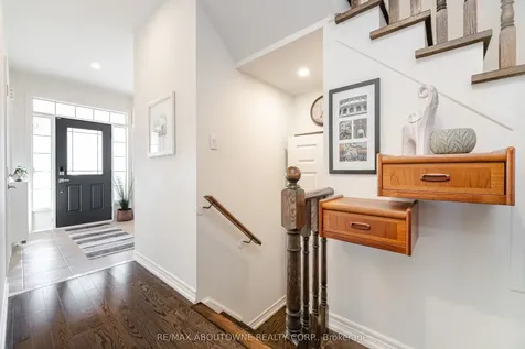 4168 Rawlins Common Burlington ON L7M 0B5