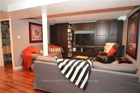 1 Homer Square Brampton ON L6S 1X9