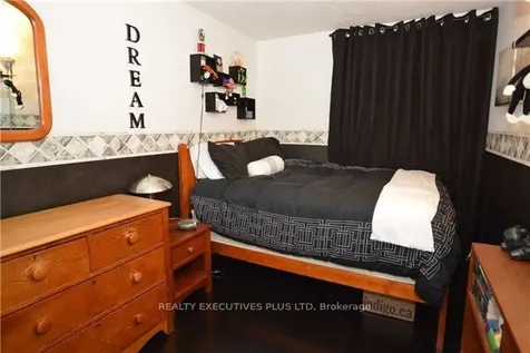 1 Homer Square Brampton ON L6S 1X9