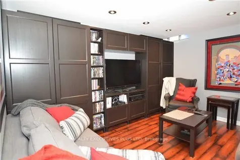 1 Homer Square Brampton ON L6S 1X9