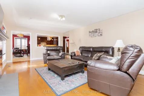 67 Taylorwood Avenue Caledon ON L7E 1J6