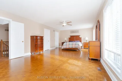 67 Taylorwood Avenue Caledon ON L7E 1J6