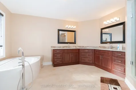 67 Taylorwood Avenue Caledon ON L7E 1J6