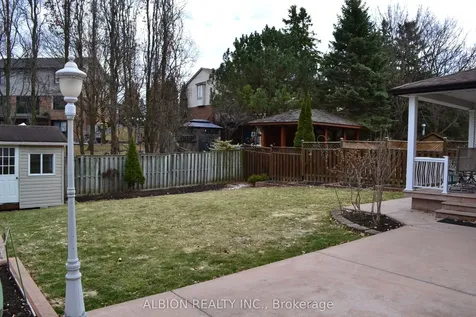 67 Taylorwood Avenue Caledon ON L7E 1J6