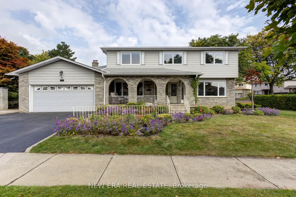 2141 Cartier Crescent Burlington ON L7P 4C1