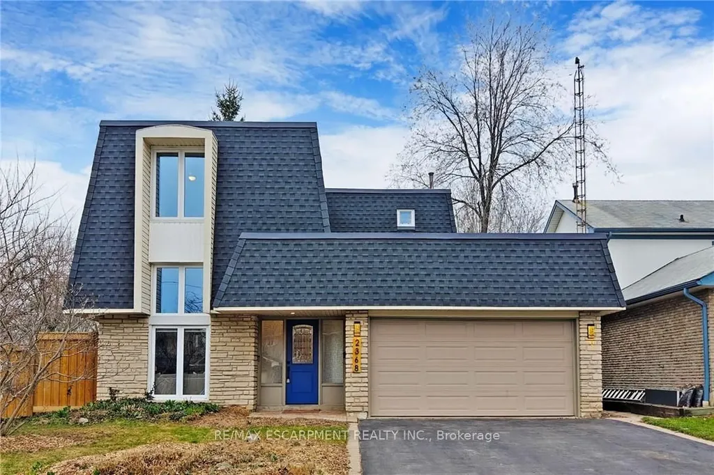 2368 Cavendish Drive Burlington ON L7P 3B8