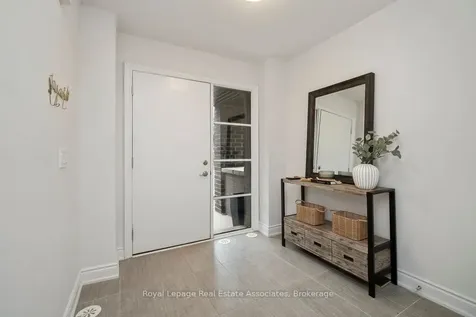 3076 Cascade Common Oakville ON L6H 0R7