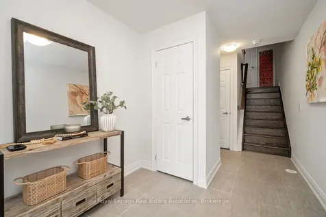 3076 Cascade Common Oakville ON L6H 0R7