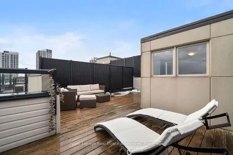 3076 Cascade Common Oakville ON L6H 0R7