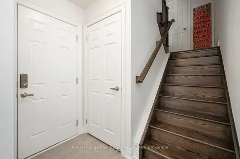 3076 Cascade Common Oakville ON L6H 0R7