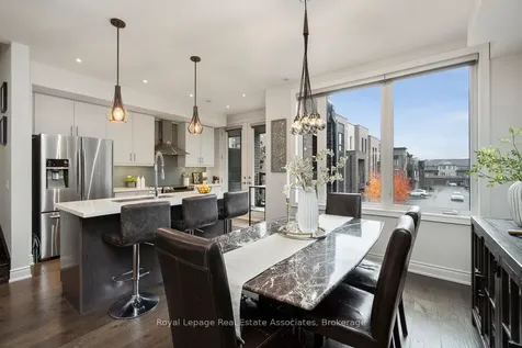 3076 Cascade Common Oakville ON L6H 0R7
