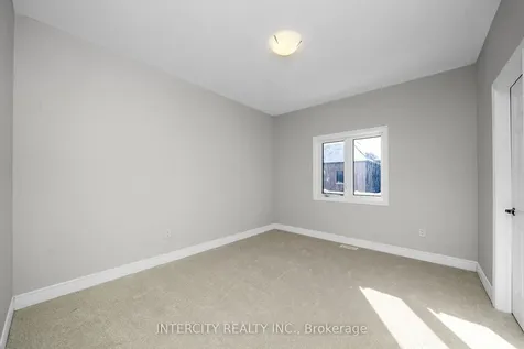 26 Kessler Drive Brampton ON L6R 4G2