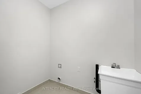 26 Kessler Drive Brampton ON L6R 4G2