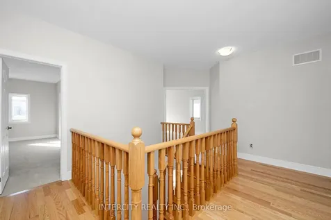 26 Kessler Drive Brampton ON L6R 4G2