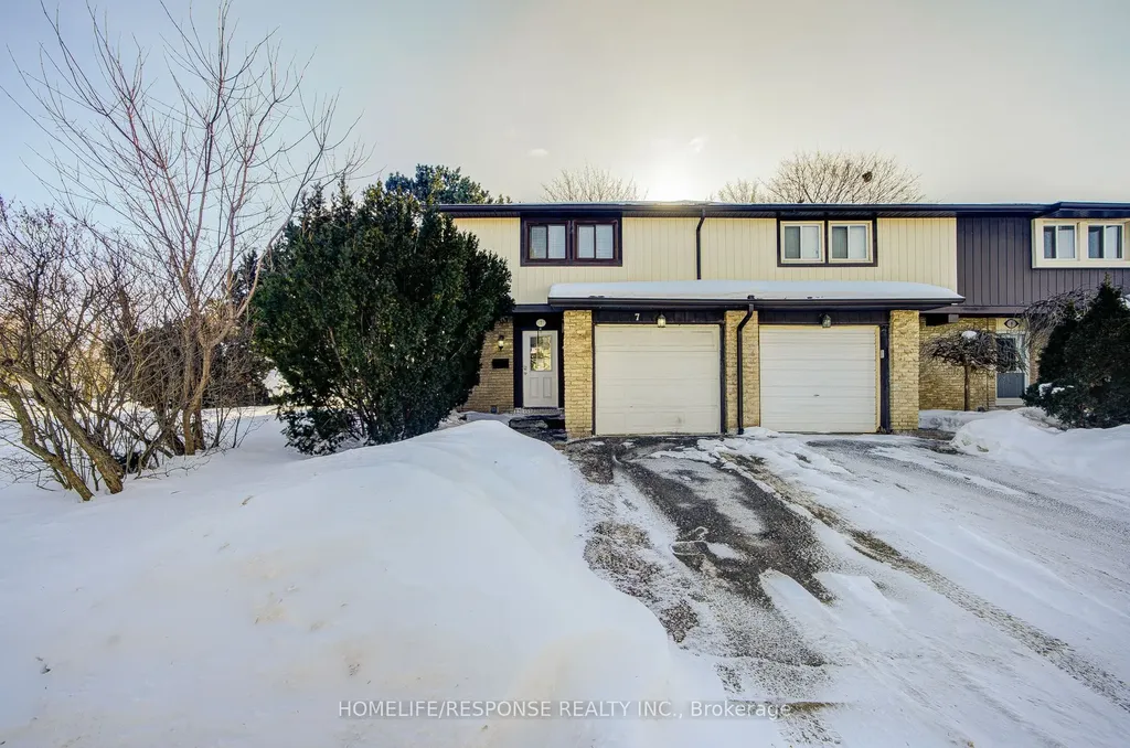 93 Hansen Road N Brampton ON L6V 3C8