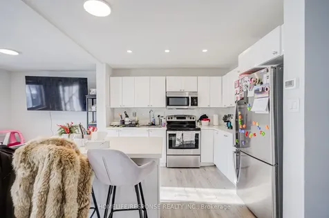93 Hansen Road N Brampton ON L6V 3C8