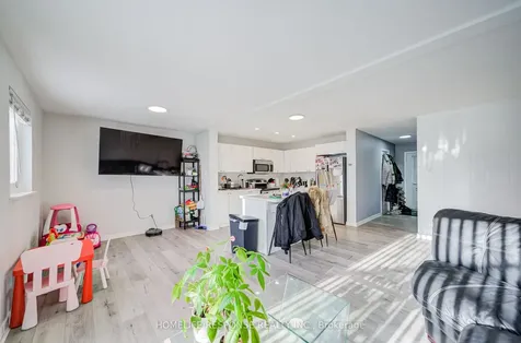 93 Hansen Road N Brampton ON L6V 3C8