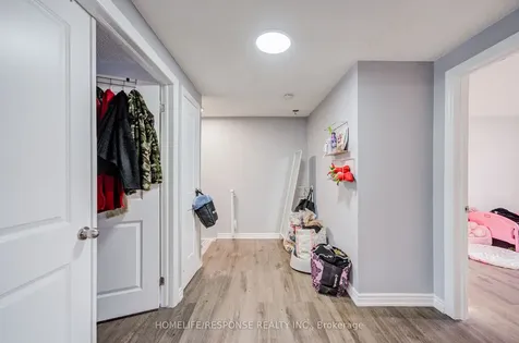93 Hansen Road N Brampton ON L6V 3C8