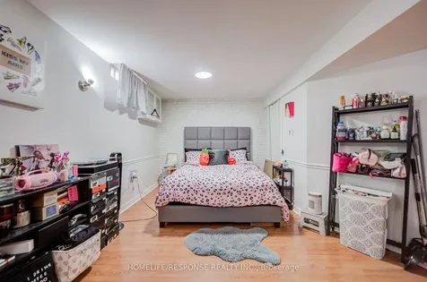 93 Hansen Road N Brampton ON L6V 3C8