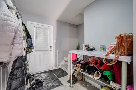 93 Hansen Road N Brampton ON L6V 3C8