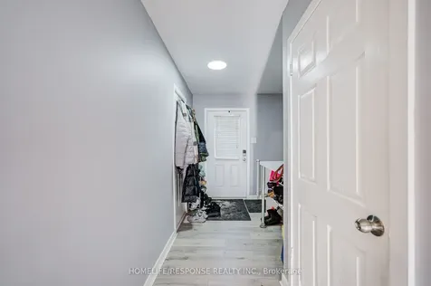 93 Hansen Road N Brampton ON L6V 3C8