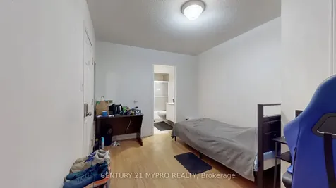 643 Sentinel Road Toronto ON M3J 0B4