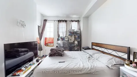 643 Sentinel Road Toronto ON M3J 0B4