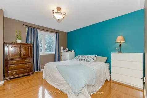 139 Chipmunk Crescent Brampton ON L6R 1B7