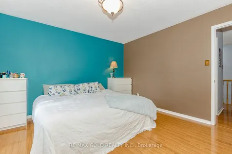 139 Chipmunk Crescent Brampton ON L6R 1B7