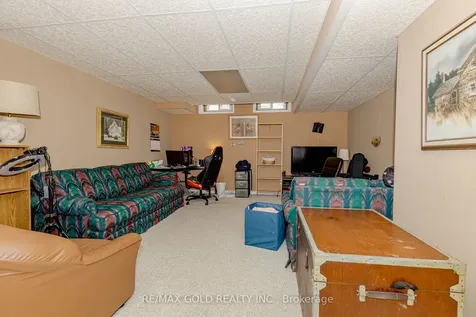 139 Chipmunk Crescent Brampton ON L6R 1B7