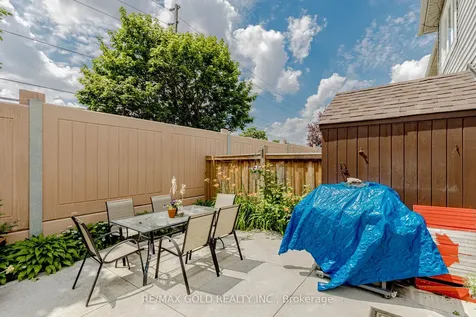 139 Chipmunk Crescent Brampton ON L6R 1B7