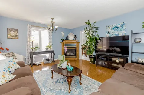 139 Chipmunk Crescent Brampton ON L6R 1B7