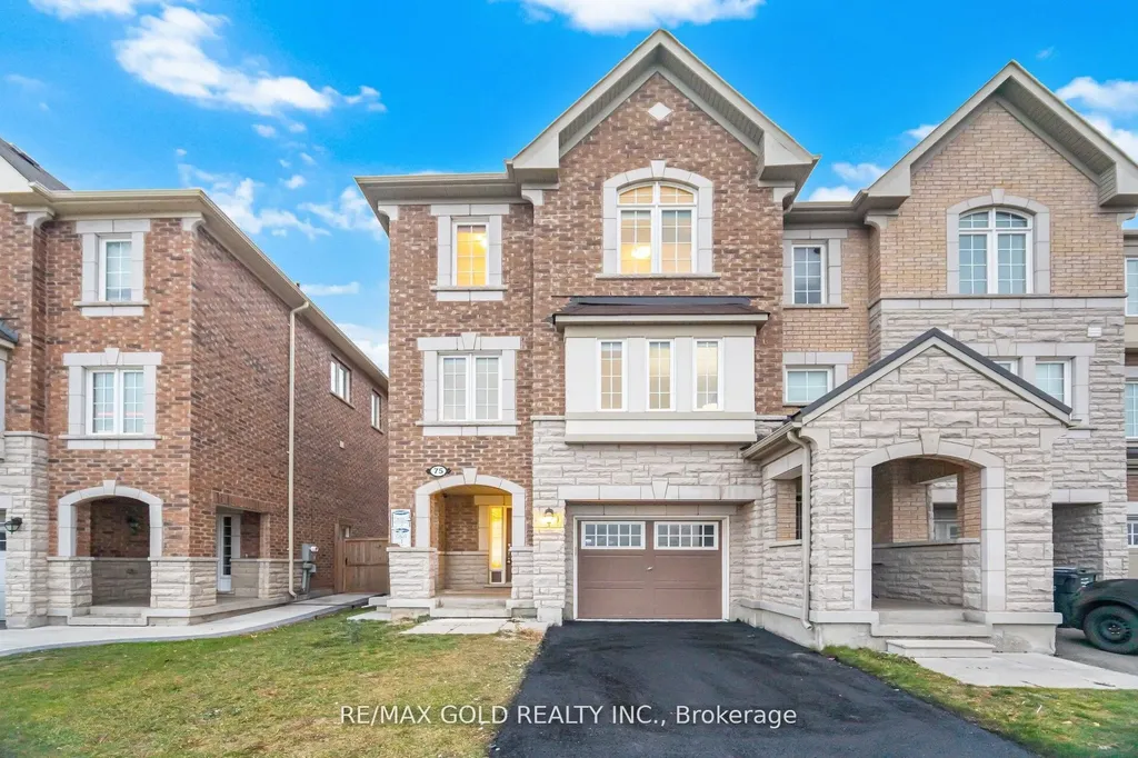 75 Baycliffe Crescent Brampton ON L7A 3Z1