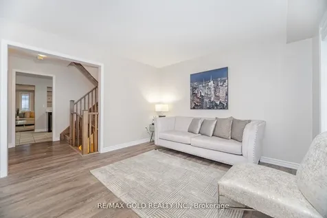 75 Baycliffe Crescent Brampton ON L7A 3Z1
