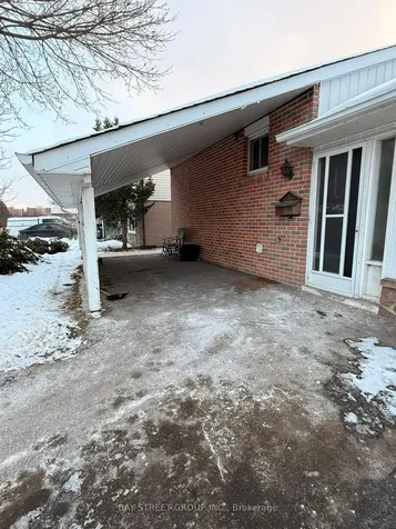 193 Mcmurchy Avenue S Brampton ON L6Y 1Z2