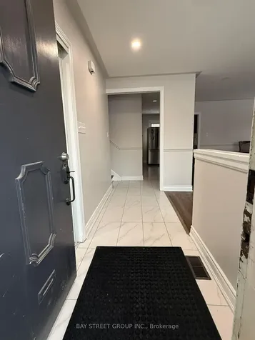 193 Mcmurchy Avenue S Brampton ON L6Y 1Z2