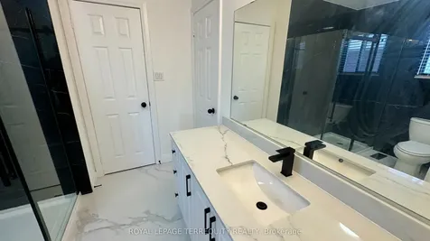 95 Tiller Trail Brampton ON L6X 4S7