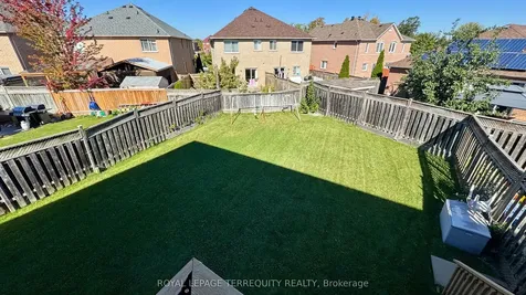 95 Tiller Trail Brampton ON L6X 4S7