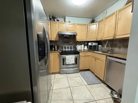 1195 Lakeshore Road E Mississauga ON L5E 1G1