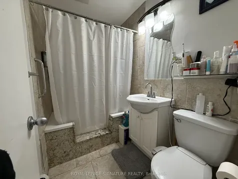 1195 Lakeshore Road E Mississauga ON L5E 1G1